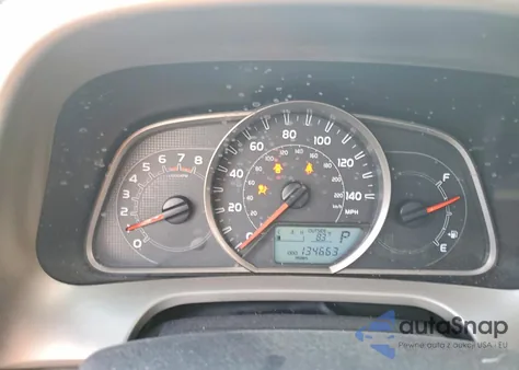 2015 Toyota Rav4 Xle z USA, uszkodzony, nr VIN 2T3WFREV2FW207754